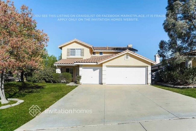 property at 27438 Fallbrook Ct
