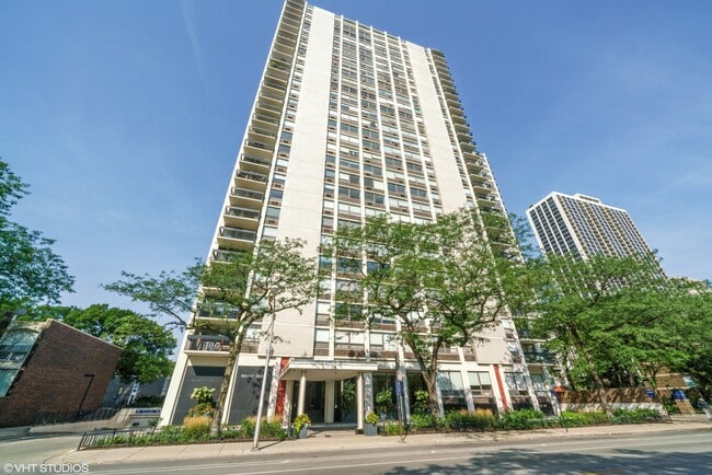 property at 1455 N Sandburg Terrace