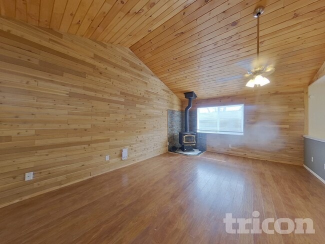 5504 Vermillion Bluffs Dr, Unit 207 in Colorado Springs, CO - Building Photo - Building Photo