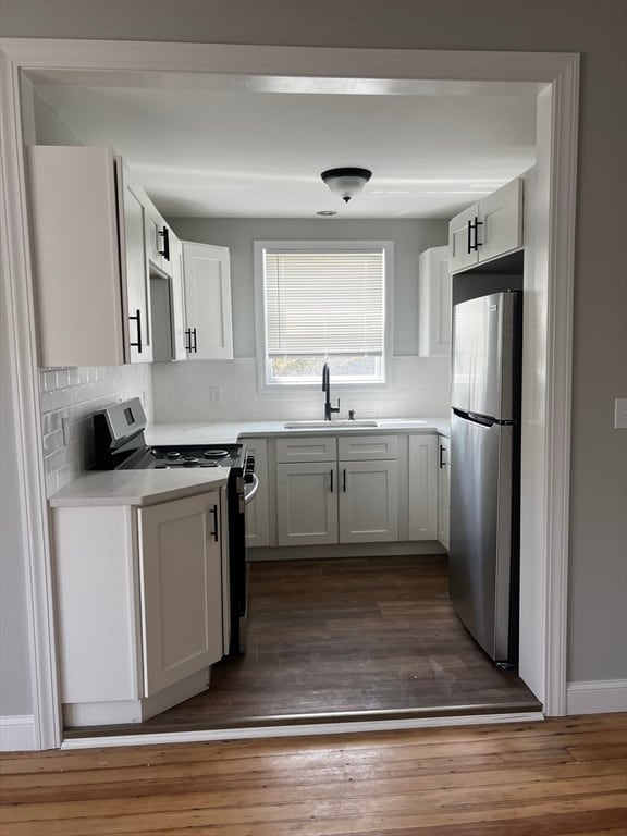 property at 2039 Pleasant St