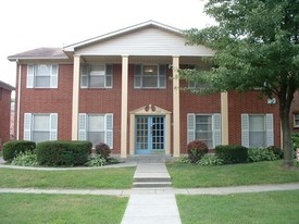 1703 Valley Forge Way Apartments