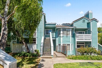 714 Waterford Pl in Pinole, CA - Building Photo - Building Photo