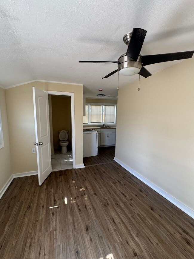 property at 1112 S G St