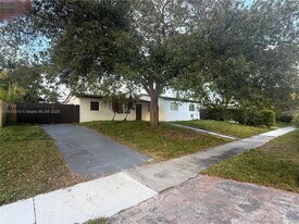 10371 SW 201st Terrace in Cutler Bay, FL - Building Photo