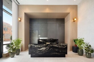 425 Summit Ave in Jersey City, NJ - Building Photo - Building Photo