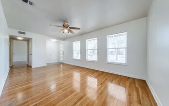 415 Robinhood Pl in San Antonio, TX - Building Photo - Building Photo