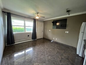 141 Dunkel St in Fairbanks, AK - Building Photo - Building Photo