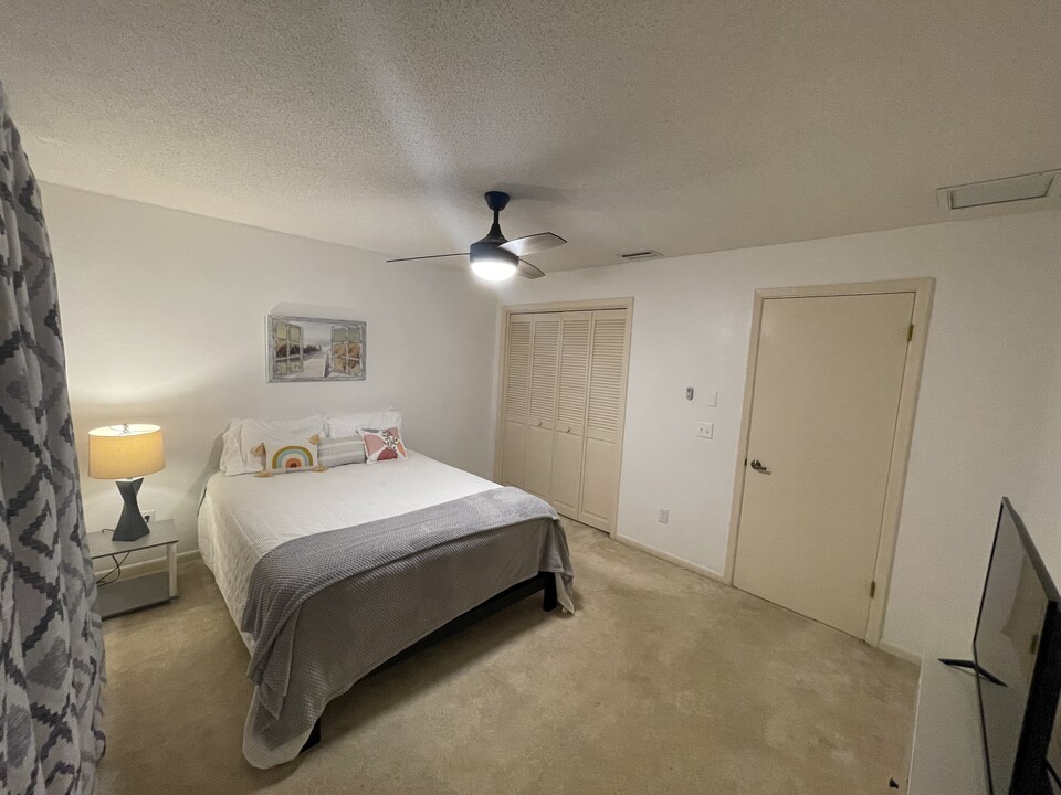 9 Fairwoods Ct in Homosassa, FL - Building Photo