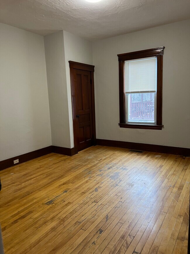 11 Derby St in Worcester, MA - Building Photo - Building Photo