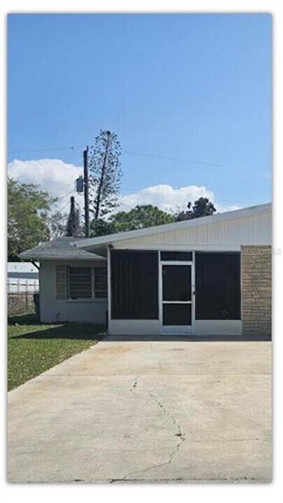 4459 87th St Ct W in Bradenton, FL - Building Photo