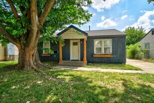 712 Dakota St in Norman, OK - Building Photo