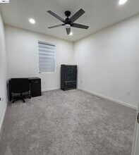 5390 Shenandoah Vly Ln in Antioch, CA - Building Photo - Building Photo