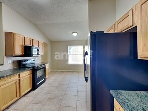2903 Brittany Bluff Dr in Orange Park, FL - Building Photo - Building Photo