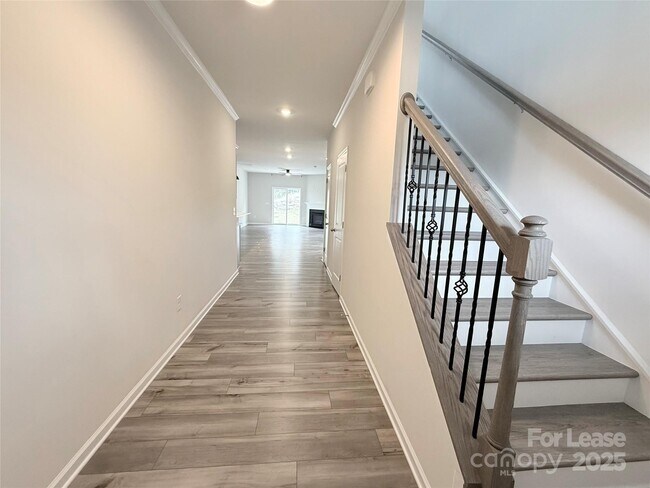 15813 Capps Rd in Charlotte, NC - Foto de edificio - Building Photo