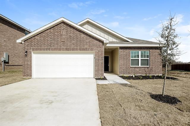 513 Scuttle Dr in Crowley, TX - Building Photo