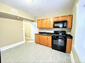 619 E Chelten Ave in Philadelphia, PA - Building Photo - Building Photo