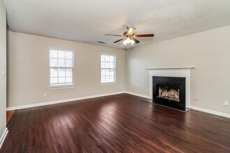 108 Glendale Blvd in Temple, GA - Foto de edificio - Building Photo