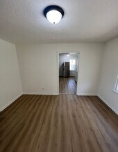 2111 N 49th St in Kansas City, KS - Building Photo - Building Photo