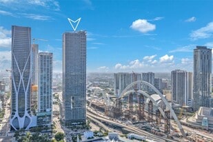 1100 Biscayne Blvd in Miami, FL - Building Photo