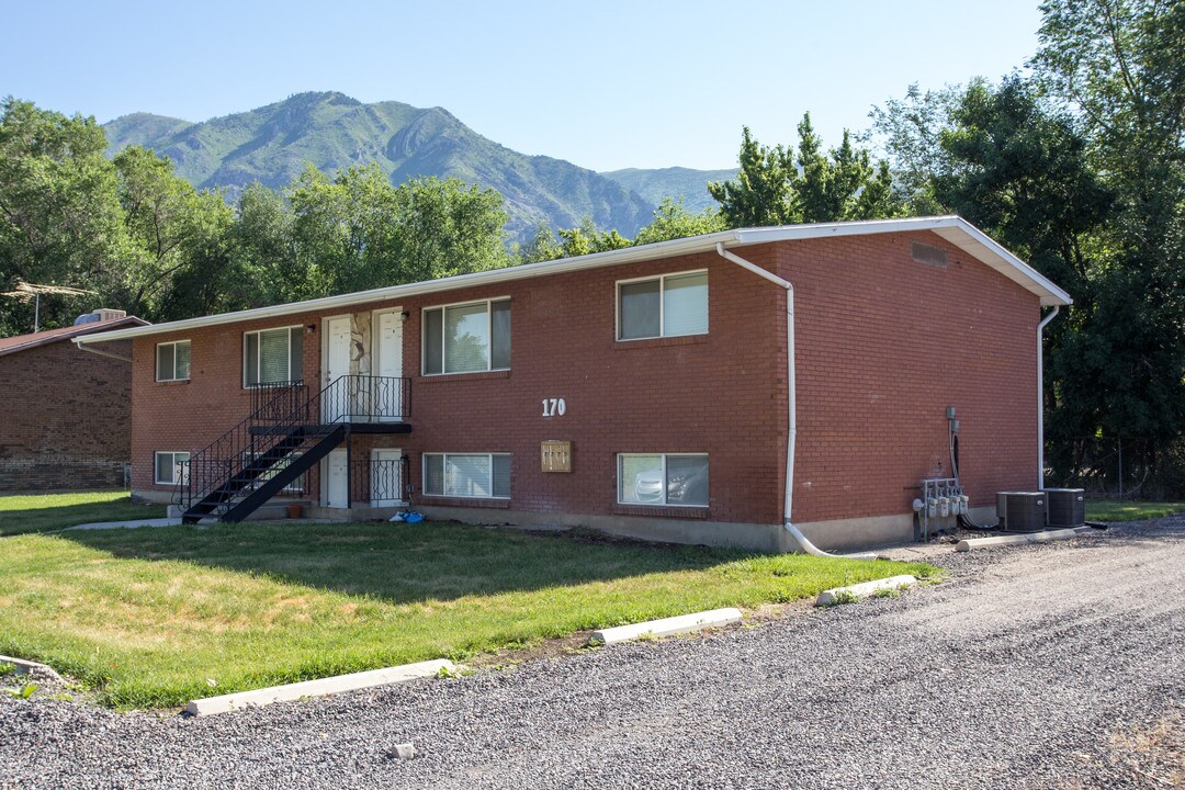 170 N 300 W in Springville, UT - Building Photo