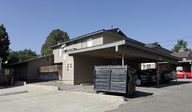 154 Linda Way in Upland, CA - Building Photo - Building Photo