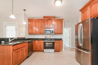 684 Winding Oak Way in Clayton, NC - Building Photo - Building Photo