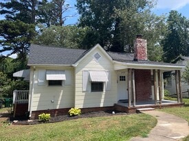 2504 Morton St in Charlotte, NC - Building Photo