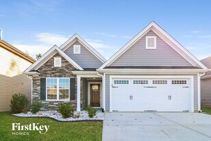 5439 Misty Hill Cir in Clemmons, NC - Building Photo