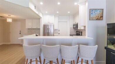 50 SW 3rd Ave in Boca Raton, FL - Building Photo - Building Photo