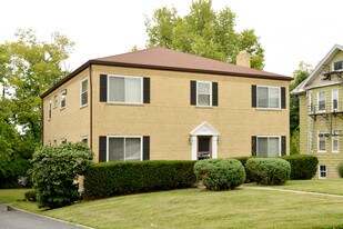 1410 S Fort Thomas Ave in Fort Thomas, KY - Building Photo
