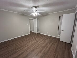 136 Byron Dr in Victoria, TX - Building Photo - Building Photo