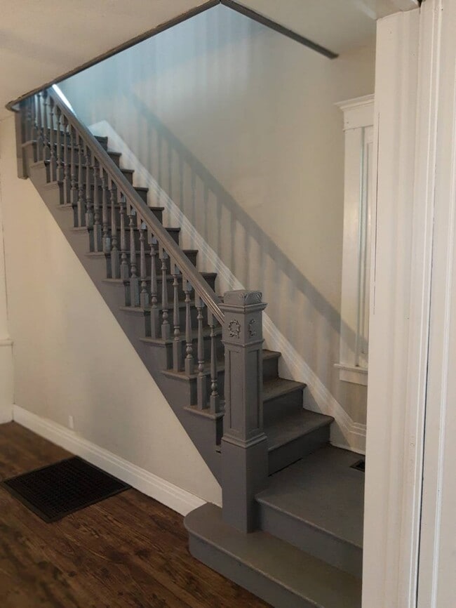 428 N Zane Hwy in Martins Ferry, OH - Building Photo - Building Photo