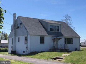 50 Dymond Ave, Unit 0716 in Fayetteville, PA - Building Photo
