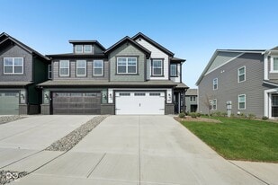 15246 Swallow Fls Wy in Fishers, IN - Building Photo