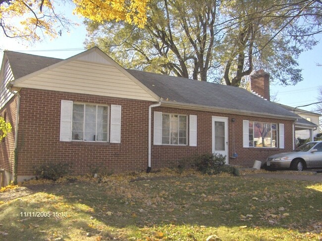 property at 619 Progress St NE