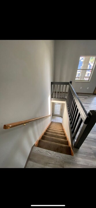 2163 Indianola Ave in Columbus, OH - Building Photo
