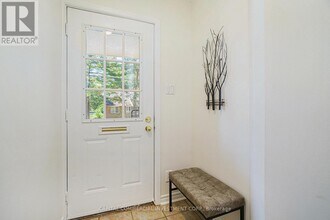 1174 Blasdell Ave in Ottawa, ON - Building Photo - Building Photo