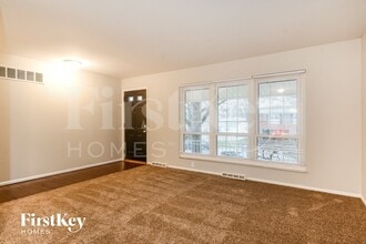 10522 Copperfield Dr in St. Louis, MO - Building Photo - Building Photo