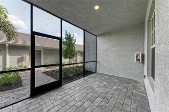 19015 Scallop Lp, Unit 7118 in Lakewood Ranch, FL - Building Photo - Building Photo