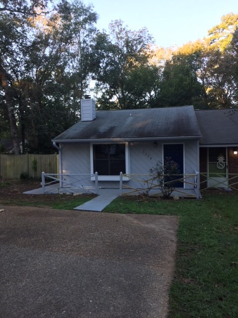 property at 3324 Sedona Rd