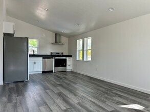 2-2072 Pennsylvania St in Denver, CO - Building Photo - Building Photo