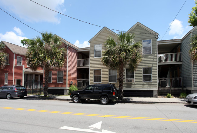 Cannon Saint Philips Apartments in Charleston, SC - Foto de edificio - Building Photo