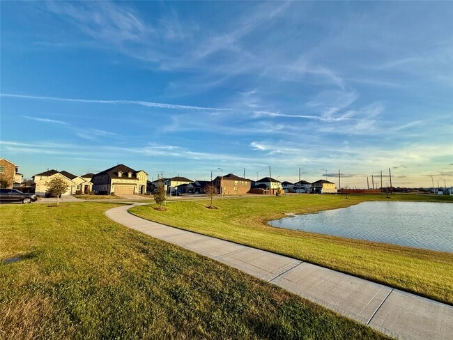 property at 15515 Islandview Ln