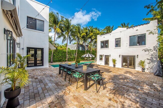 property at 3483 Chase Ave