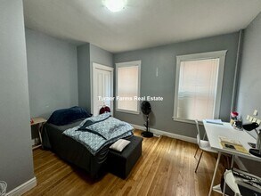 374 Prospect St, Unit 1 in Cambridge, MA - Building Photo - Building Photo