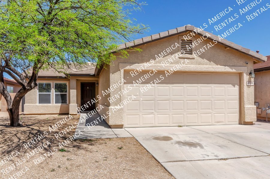 10395 E Bridgeport St in Tucson, AZ - Building Photo