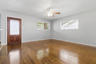 9523 Bundy Ln in Houston, TX - Building Photo - Building Photo