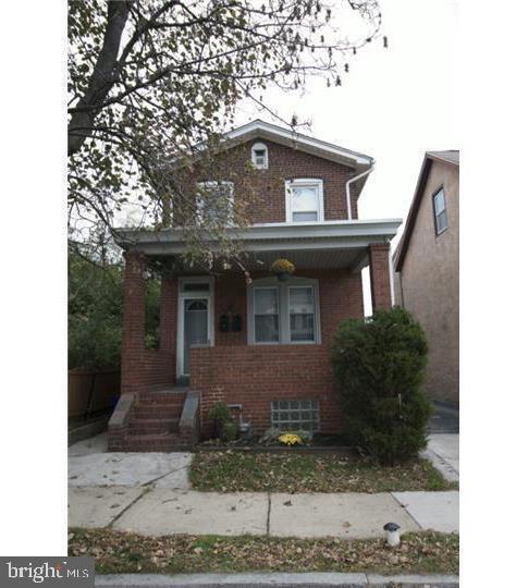 property at 541 Old Elm St