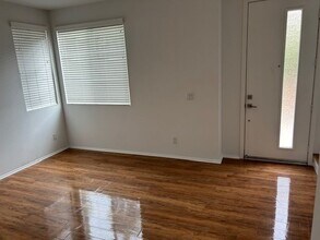 625 Savi Dr in Corona, CA - Building Photo - Building Photo