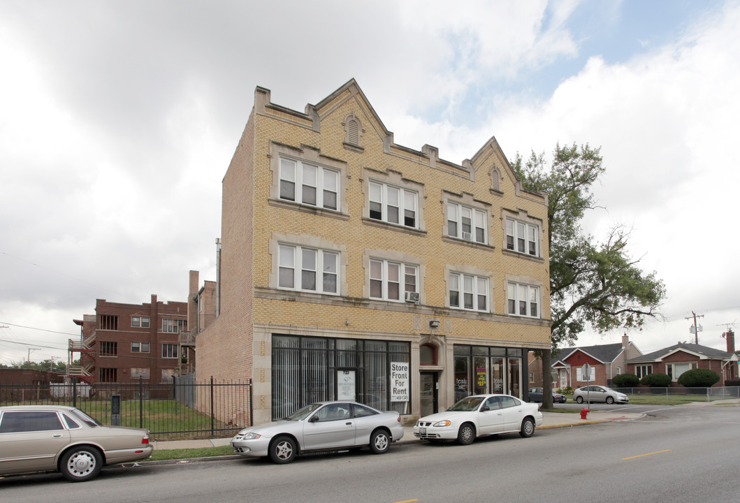 723 W 111th St in Chicago, IL - Building Photo